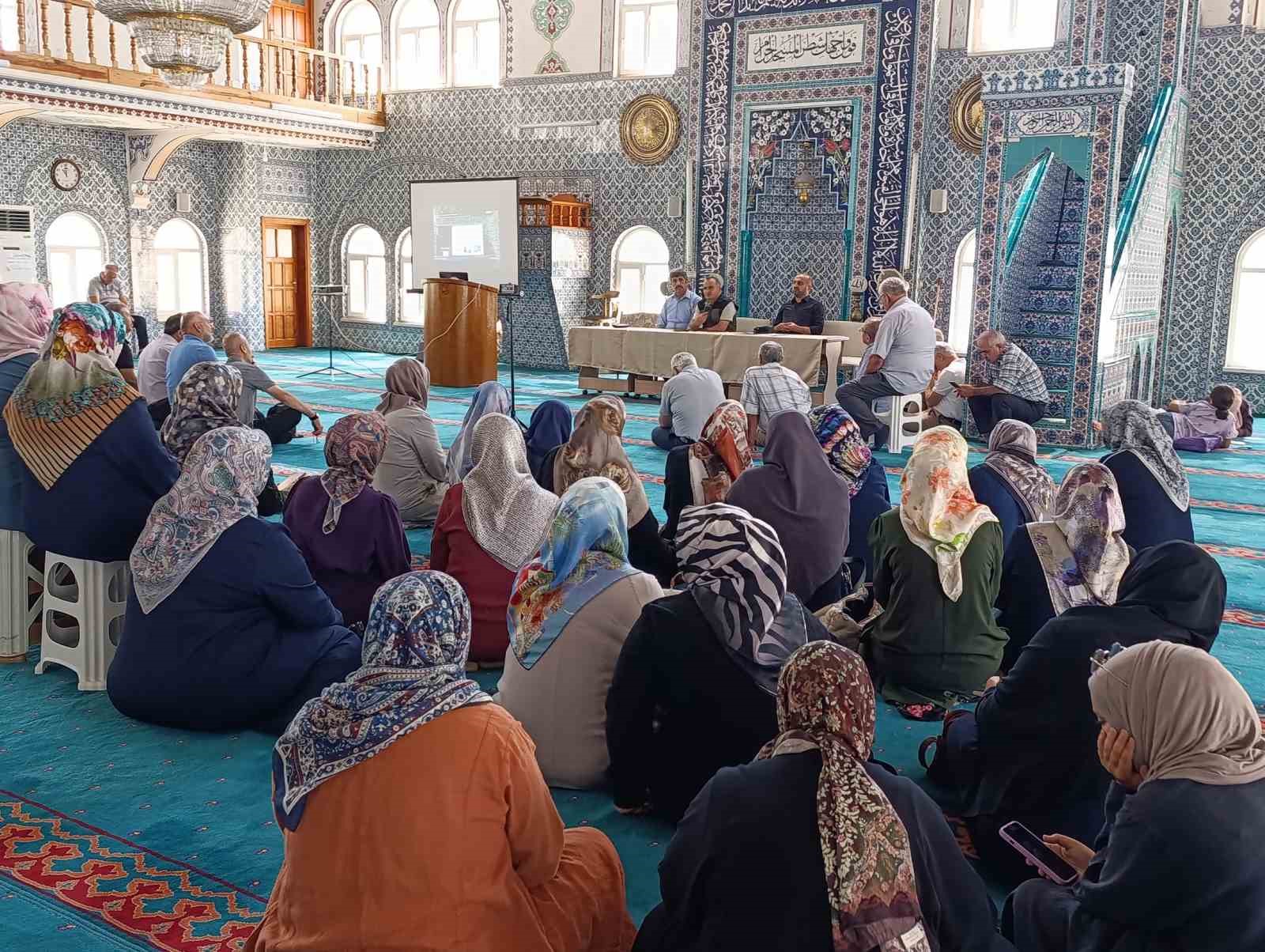 Anamur&rsquo;da din g&ouml;revlilerine yaz Kur&rsquo;an kursları semineri