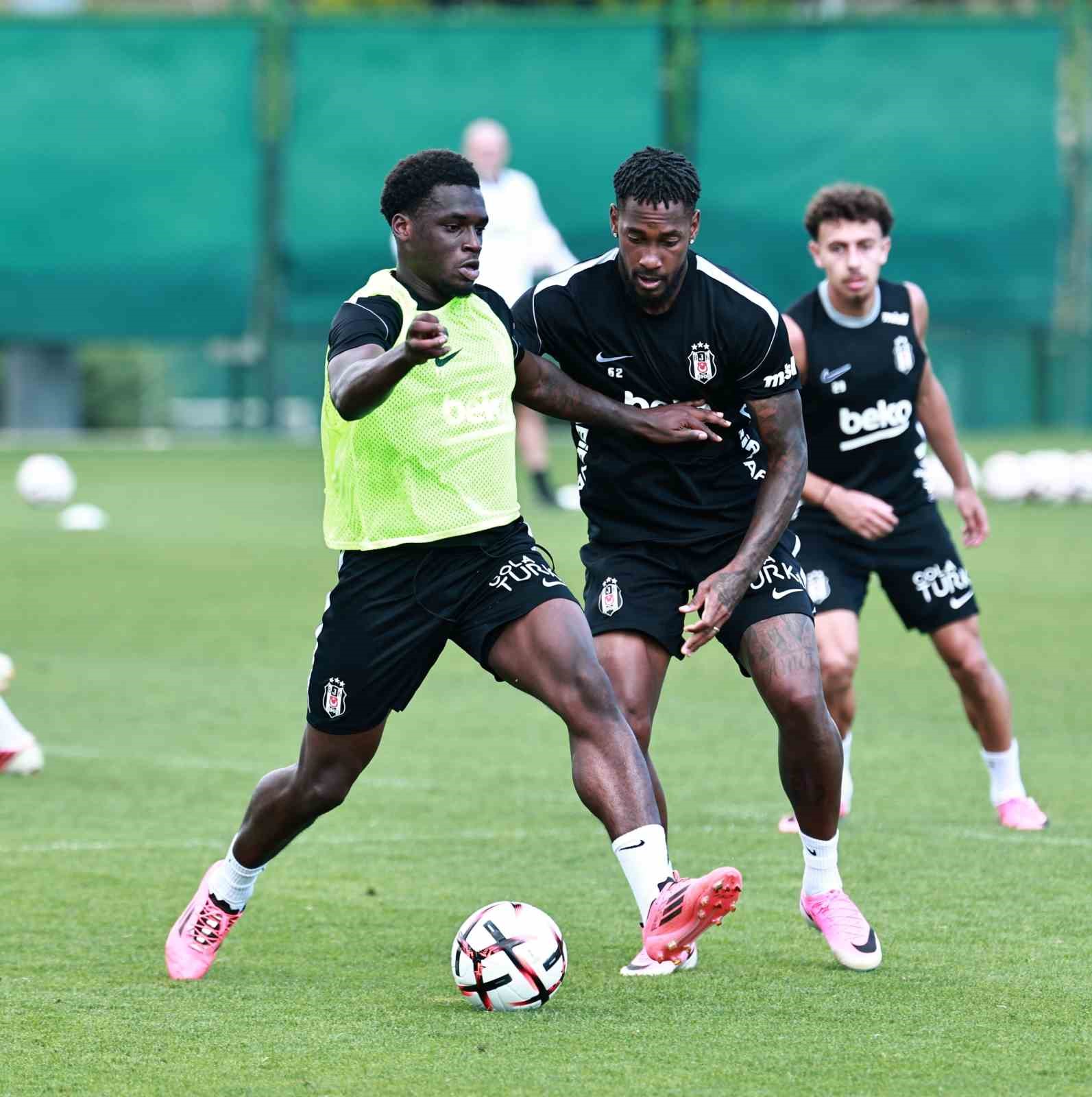 Beşiktaş, Marsilya ma&ccedil;ı hazırlıklarına başladı