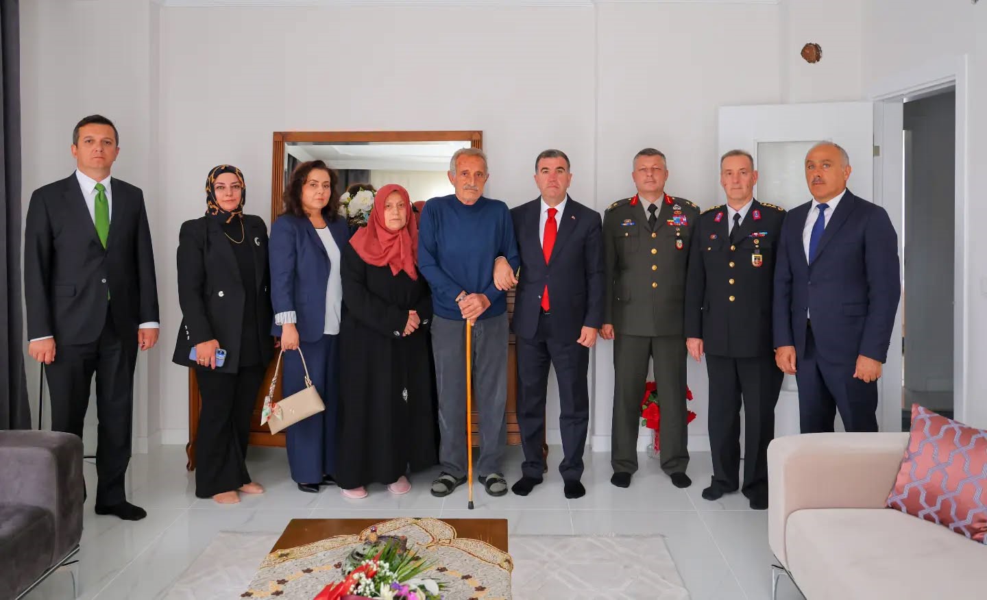 Bayburt’ta Kıbrıs gazileri evlerinde ziyaret edildi