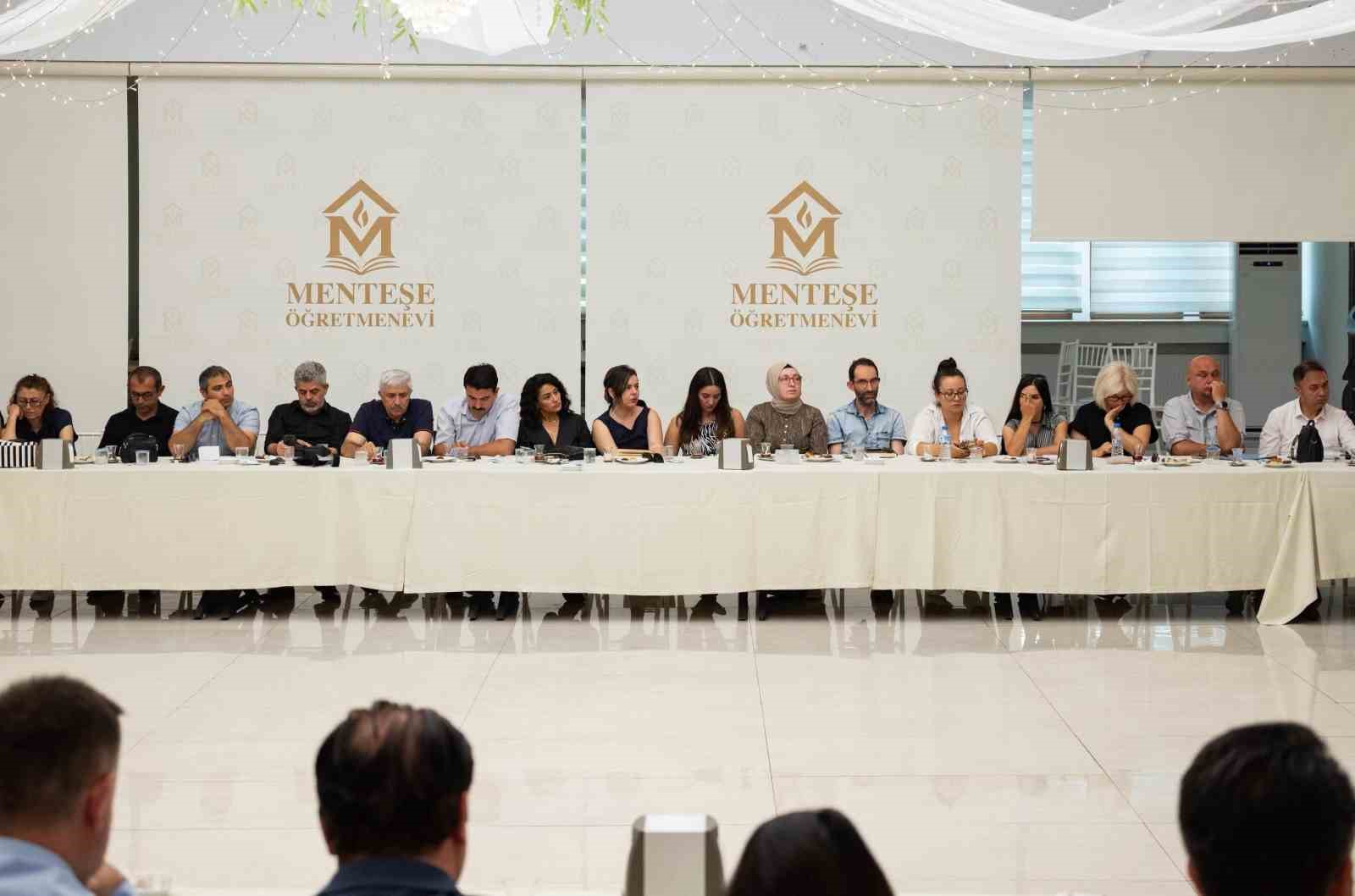 Menteşe&rsquo;de eğitimde yeni d&ouml;nem planları g&ouml;r&uuml;ş&uuml;ld&uuml;