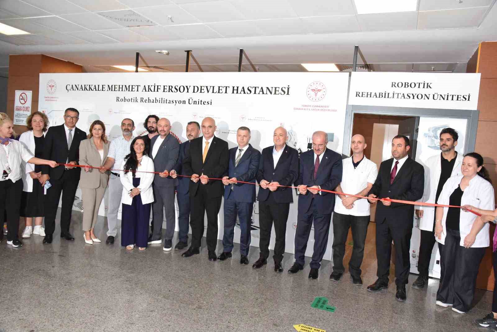 &Ccedil;anakkale Devlet Hastanesi&rsquo;ne robotik y&uuml;r&uuml;me cihazı