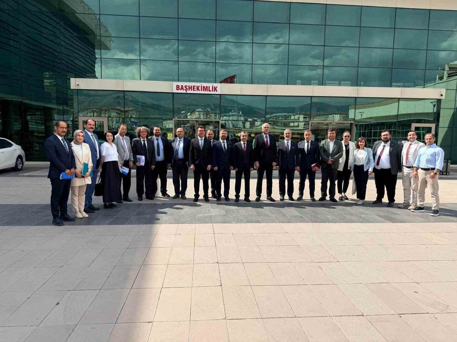 Bölge illerinin halk sağlığı çalışmaları toplantıda ele alındı