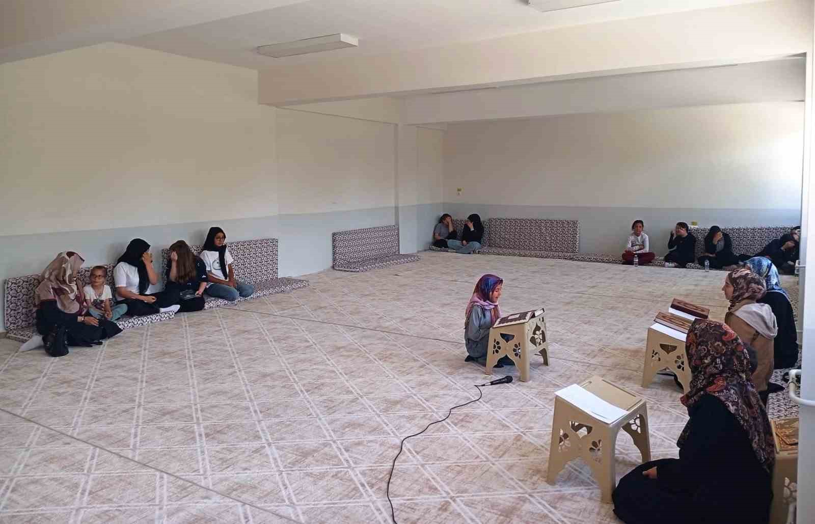 Hisarcık’ta Kur’an-ı Kerimi ve namaz sürelerini güzel okuma yarışması düzenlendi