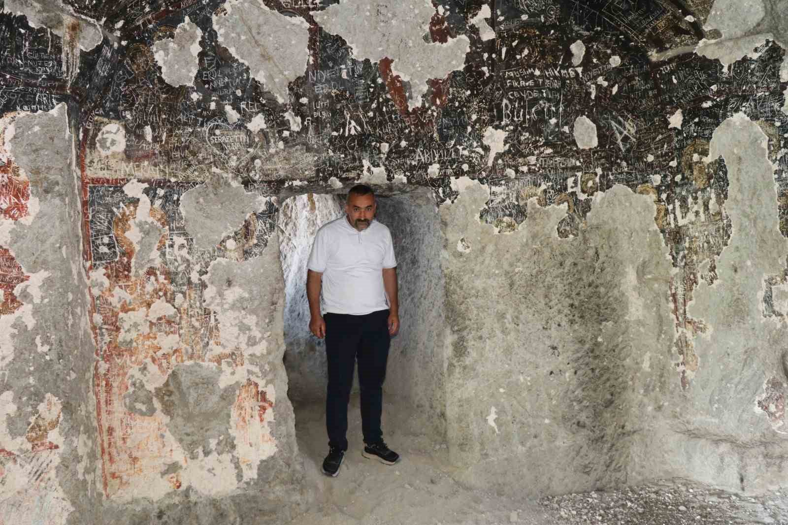 9. y&uuml;zyıldan kalan Solomon Kalesi restore edilmeyi bekliyor
