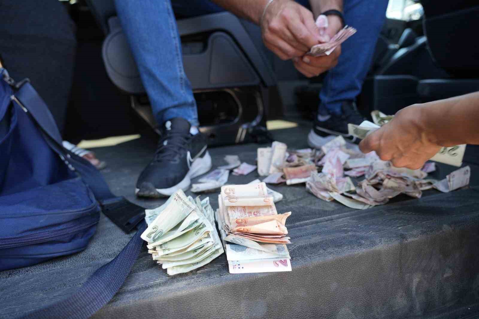 Kepez&rsquo;de dilencilere zabıta operasyonu