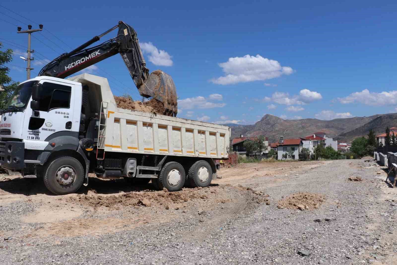 Osmaneli Belediyesi dur durak bilmiyor