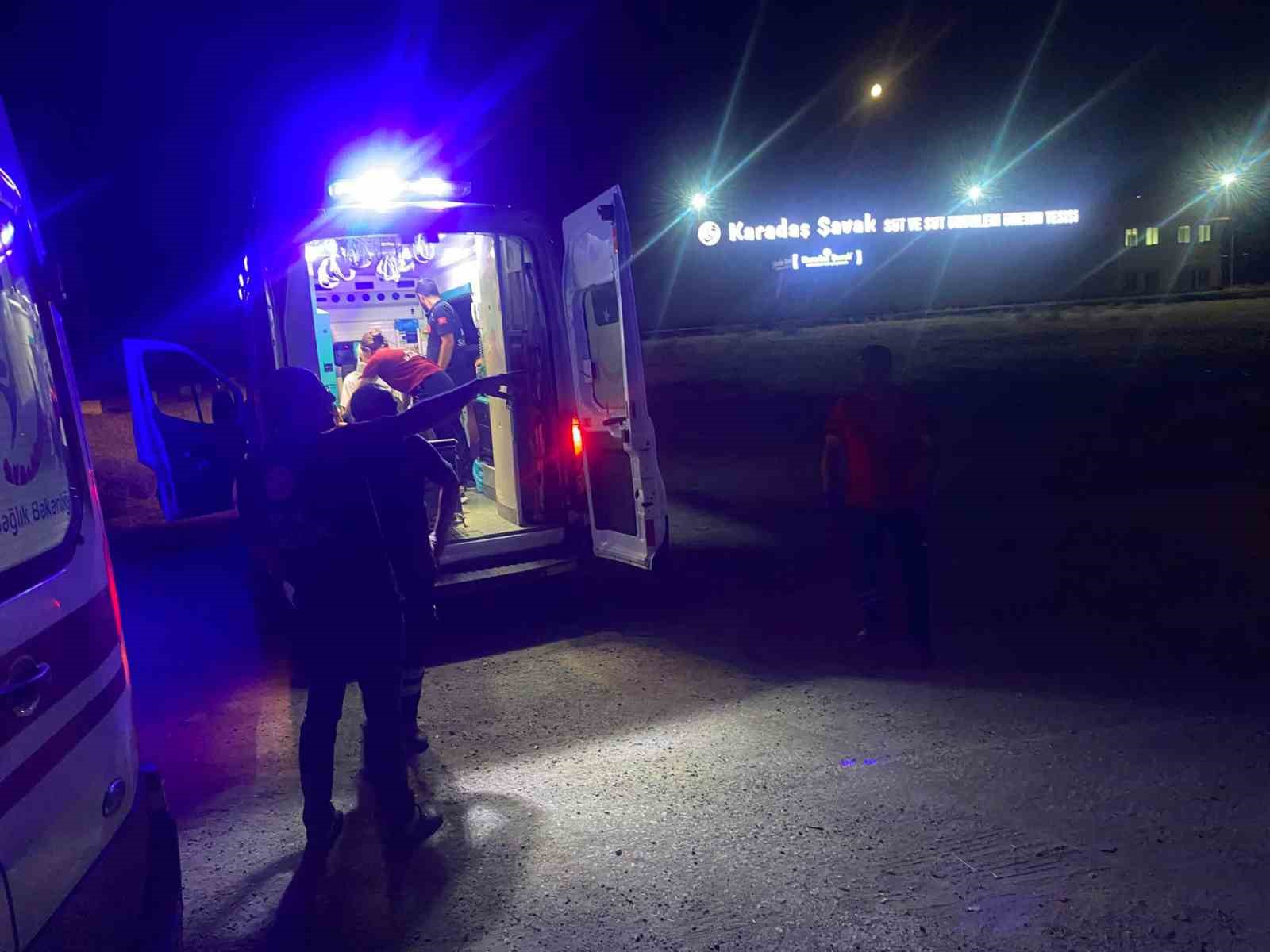 Erzincan’da tır ile otomobilin çarpıştığı kaza güvenlik kamerasına yansıdı