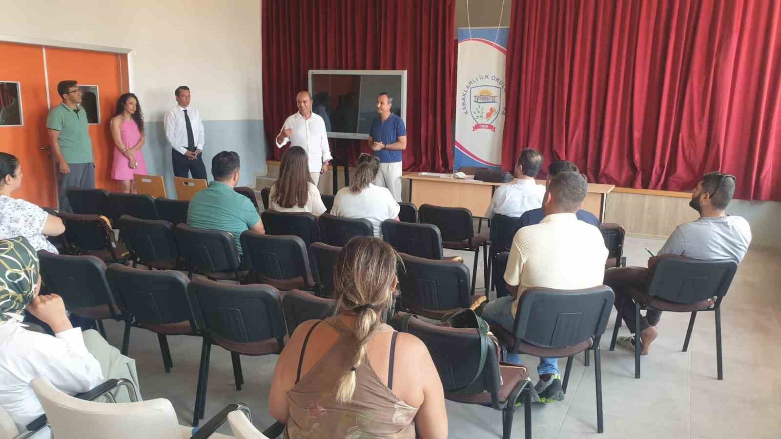 İşaret dili kursu tamamlandı, kamu personeli sertifikalarını aldı