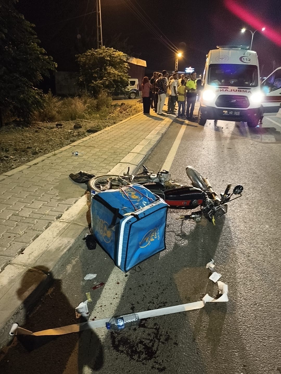 Osmaniye’de 2 motosikletin karıştığı kazada sürücüler yaralandı