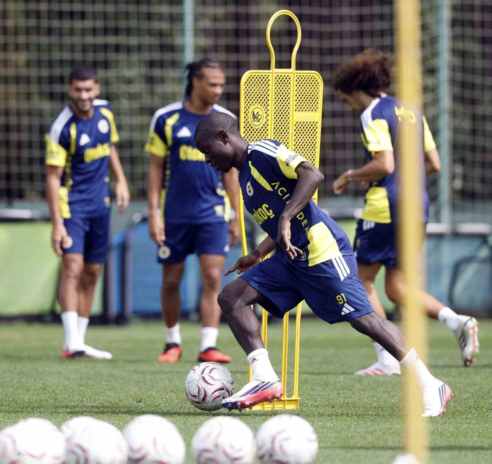 Fenerbahçe, Gaziantep FK maçı hazırlıklarını tamamladı