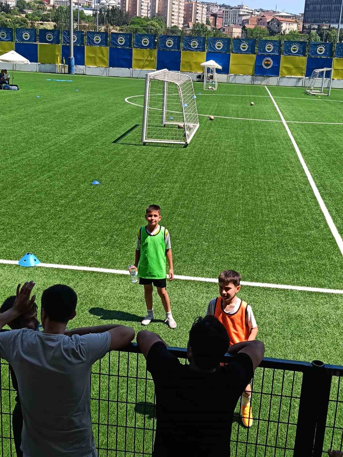 Sandıklılı genç yetenek Fenerbahçe seçmelerinde göz doldurdu