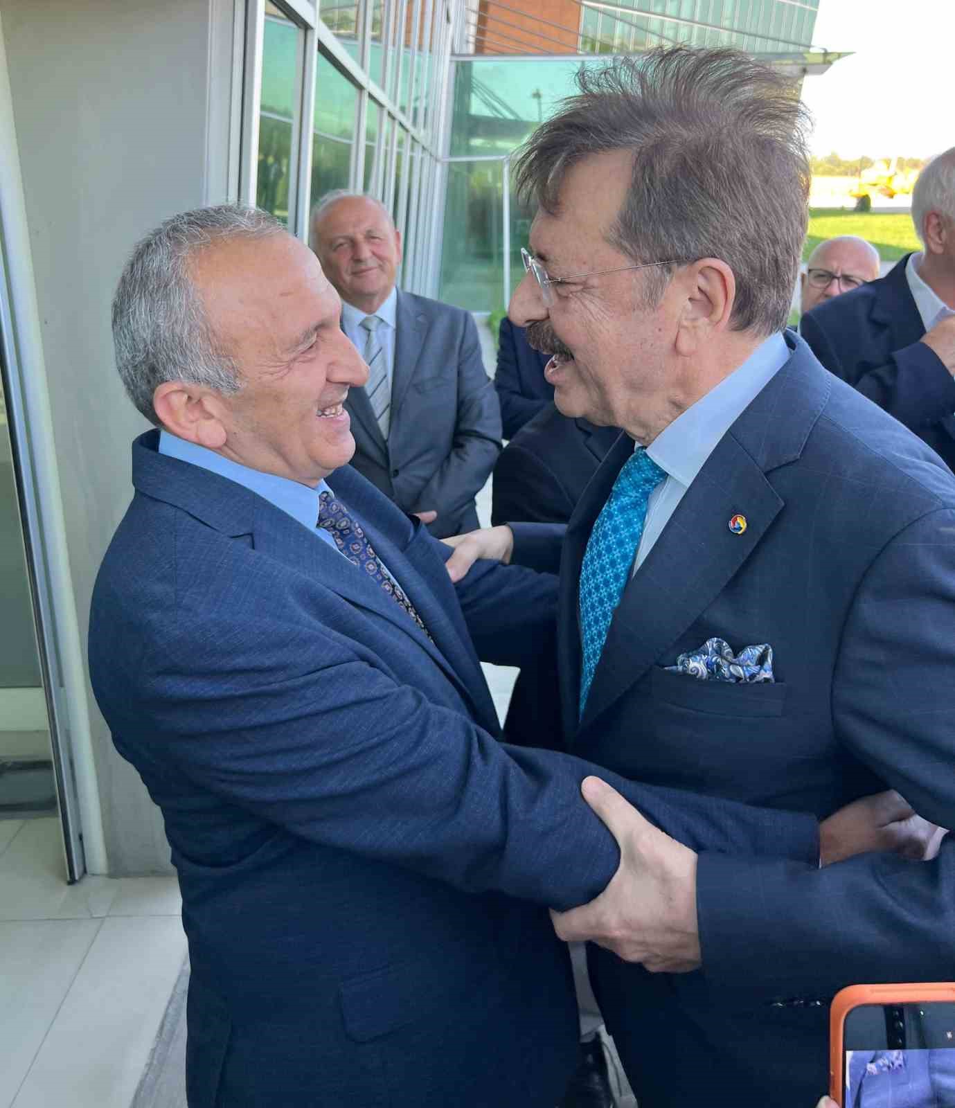 Başkan Yılmaz, Hisarcıklıoğlu&rsquo;nun Balıkesir programına katıldı