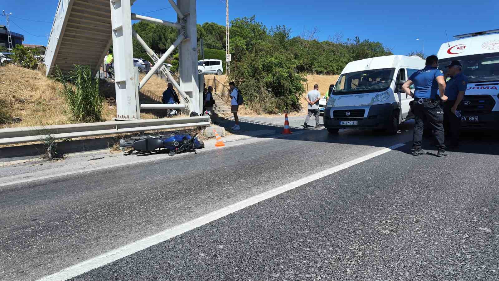 Büyükçekmece’de otomobile arkadan çarpan genç motosiklet sürücüsü hayatını kaybetti