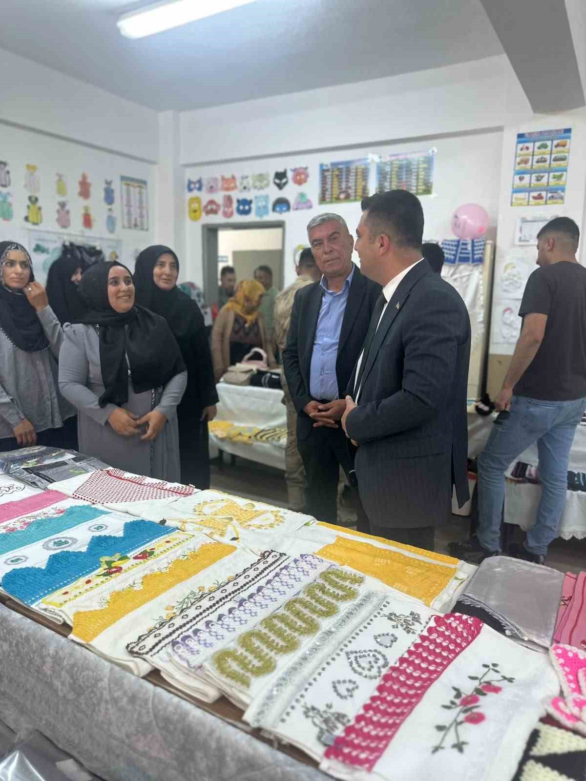 Adaklı’da el emeği ürünler görücüye çıktı