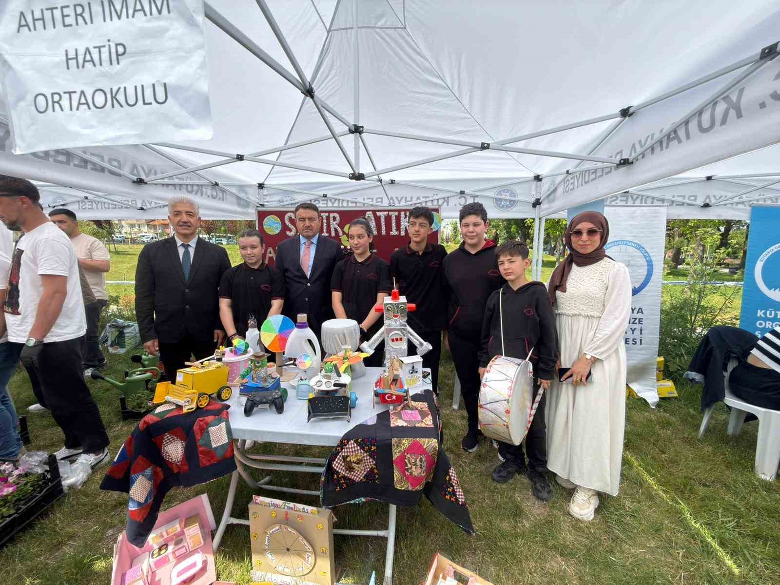 Ahteri İmam Hatip Ortaokulunun geri d&ouml;n&uuml;ş&uuml;m projeleri sergilendi