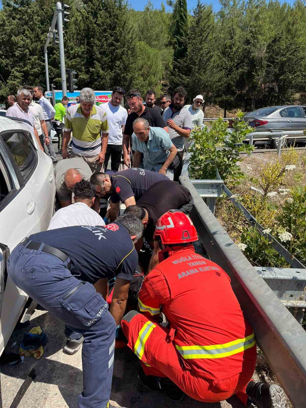 Ula&rsquo;da kaza: 4 yaralı