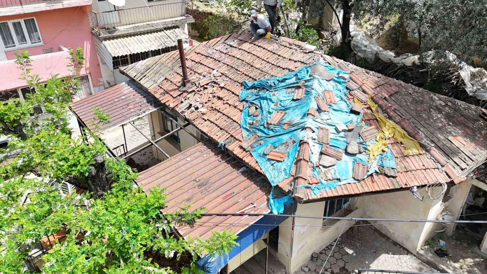 Nazilli Belediyesi Aksu’da atıl durumdaki köy konağını baştan sona yeniledi