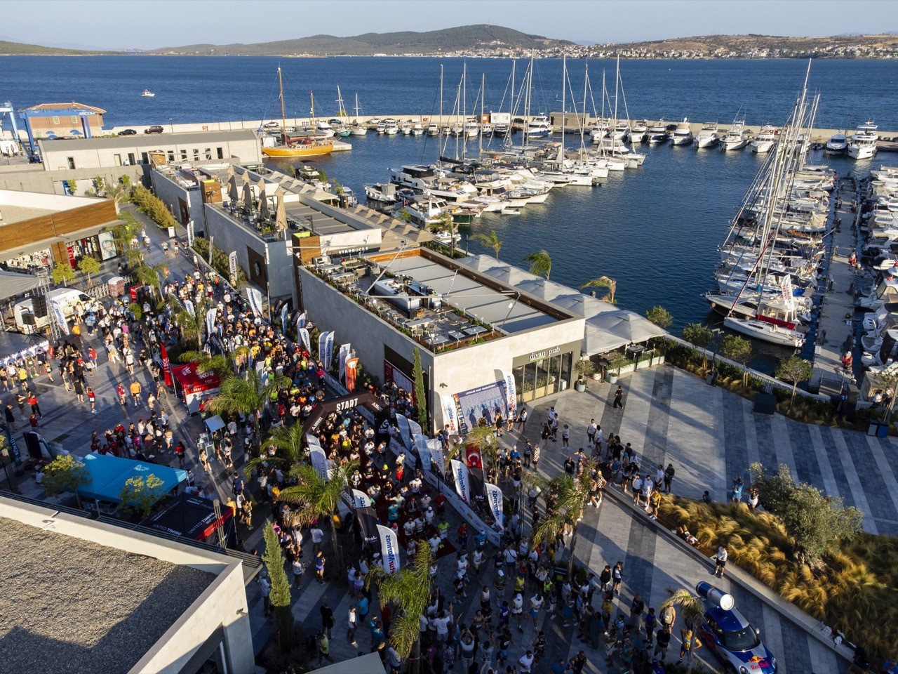 Uluslararası Ayvalık Kurtuluş Yarı Maratonu pazar günü koşulacak