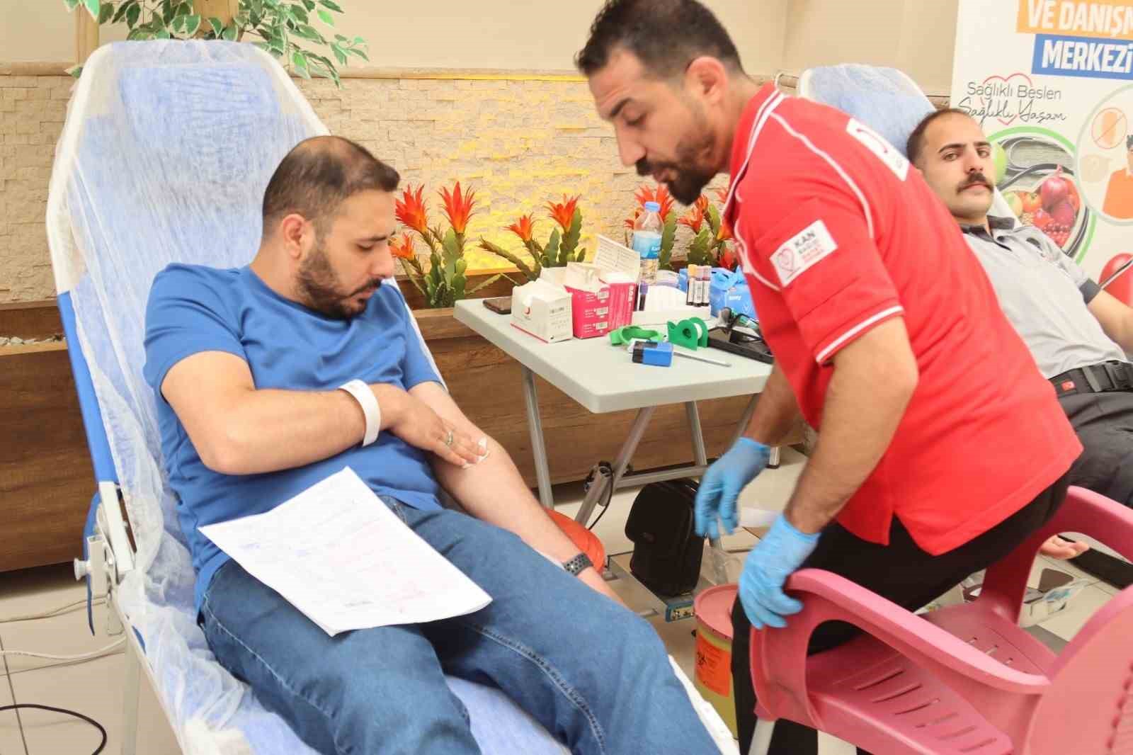 Elazığ Belediyesi kan bağışı etkinliğine destek verdi