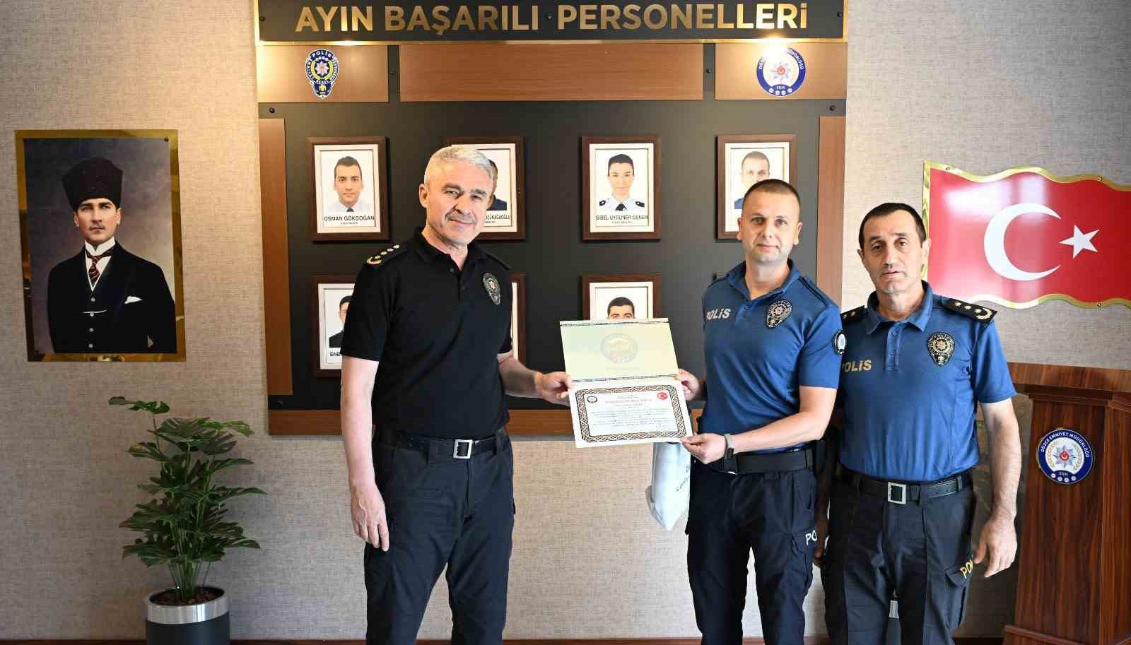 Başarılı Polisler ödüllendirildi