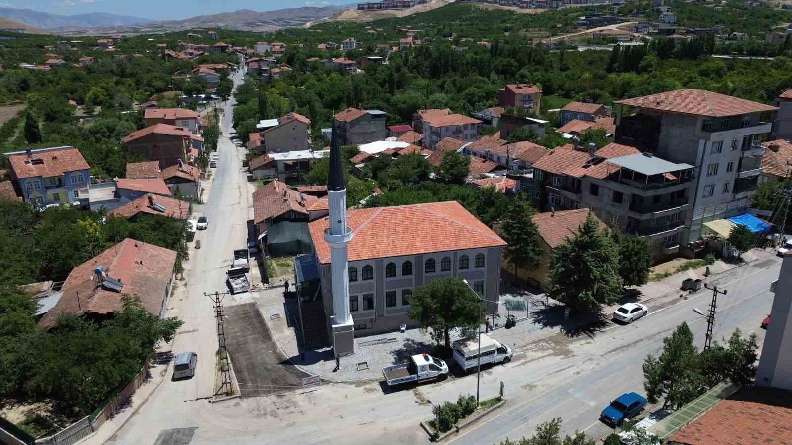 Battalgazi Belediyesi Mehmet Turgut Camii’ni açılışa hazırladı
