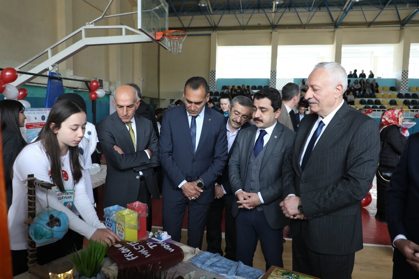 Bayburt&rsquo;ta &ouml;ğrencilerin bilim projeleri sergilenmeye devam ediyor