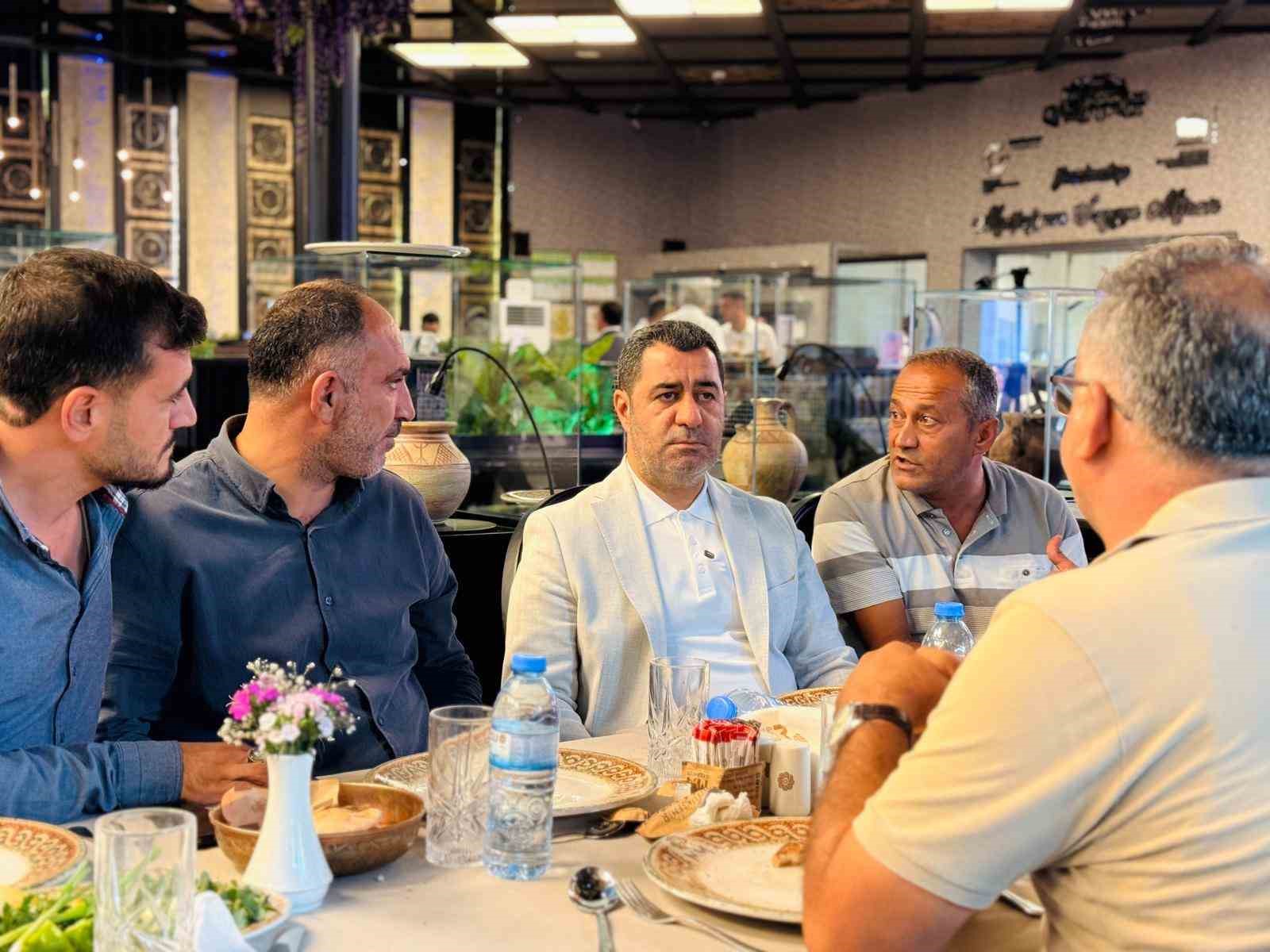 AK Parti Gaziantep Milletvekili Bünyamin Bozgeyik, vatandaşlarla bir araya geldi