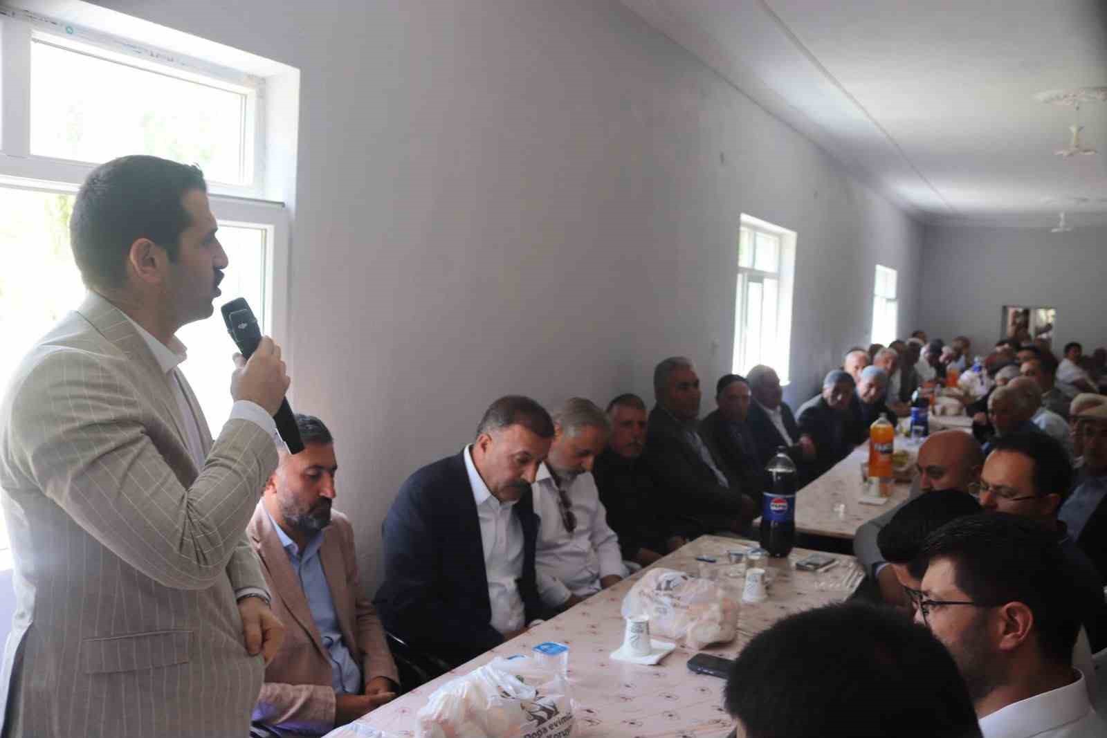Tutak&rsquo;ta Yıldırım ve Akg&uuml;n aileleri arasında barış sağlandı