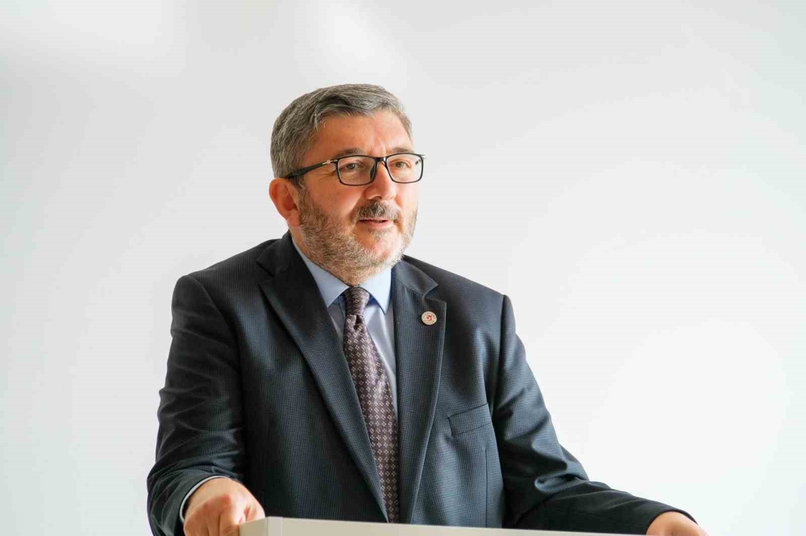 Diş Hekimliği Fak&uuml;ltesinde yeni eğitim yılının ilk dersi ger&ccedil;ekleştirildi