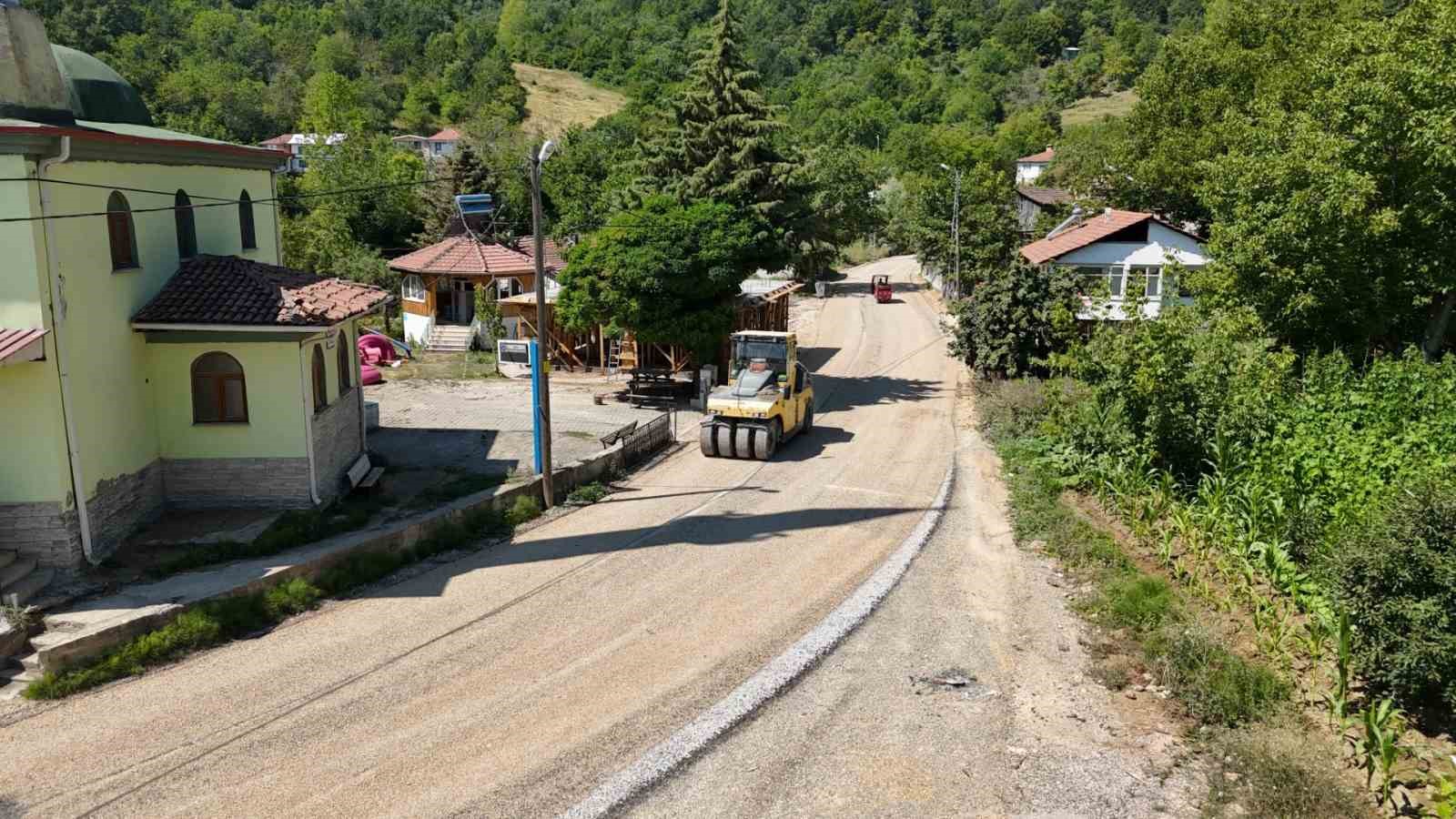 İnegöl’de 6 kırsal mahallenin yolu yenileniyor