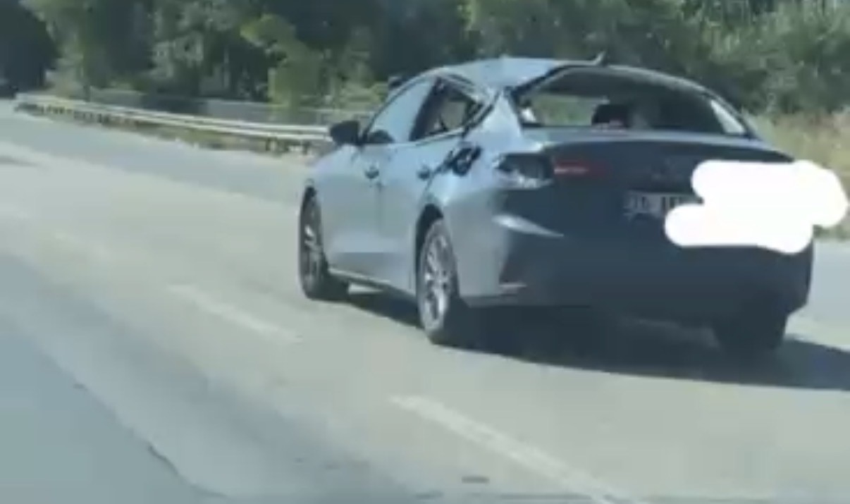 Trafikte hasarlı şekilde ilerledi