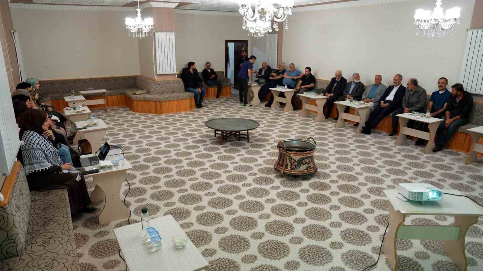 D&uuml;nya Barış G&uuml;n&uuml;&rsquo;nde Filistin konuşuldu