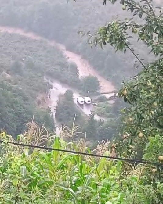 Giresun&rsquo;da anne ile 2 kızı ile sel sularına kapıldı