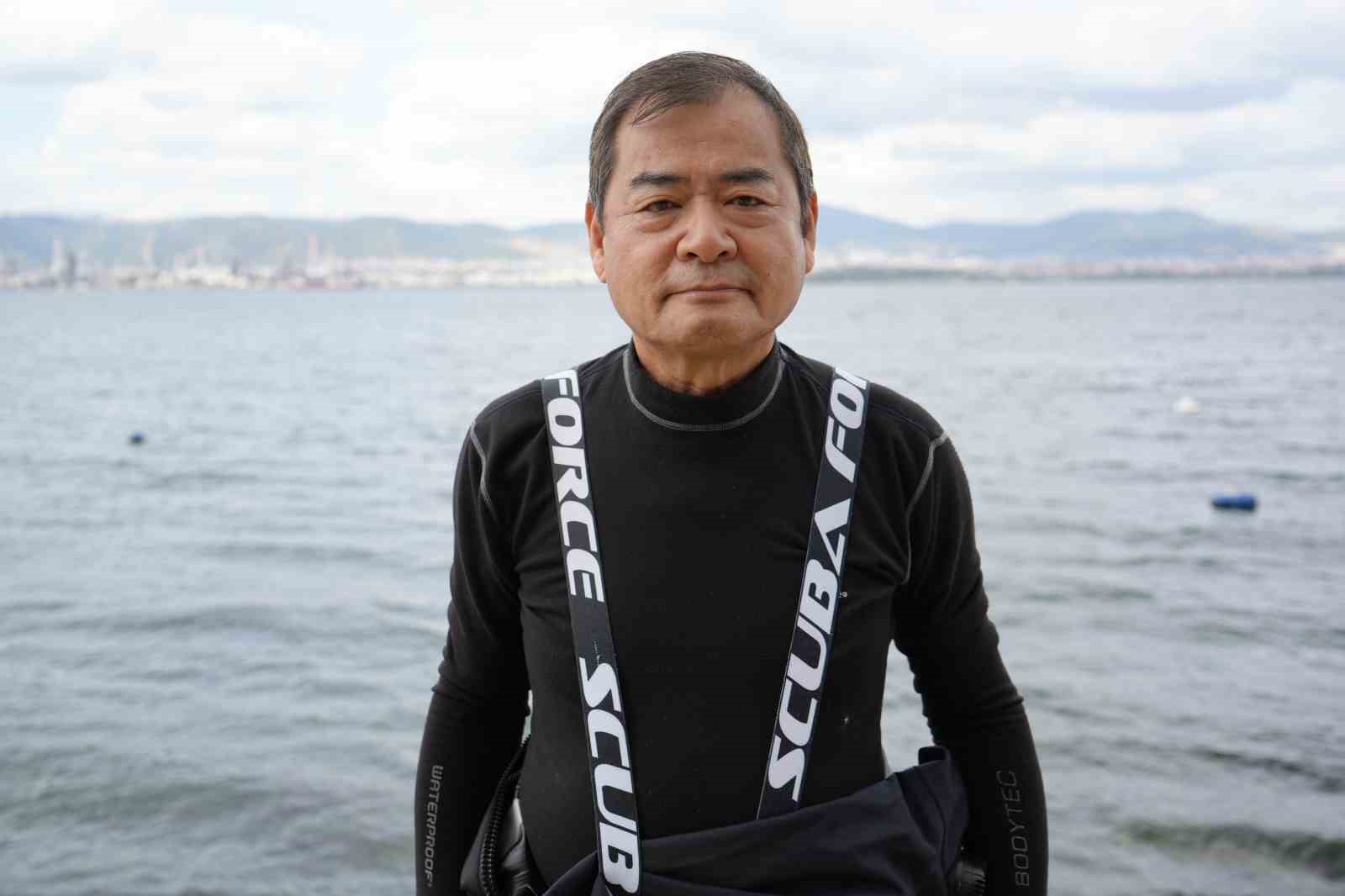 Japon mimar Yoshinori Moriwaki 17 Ağustos depreminin izlerini su altında inceledi