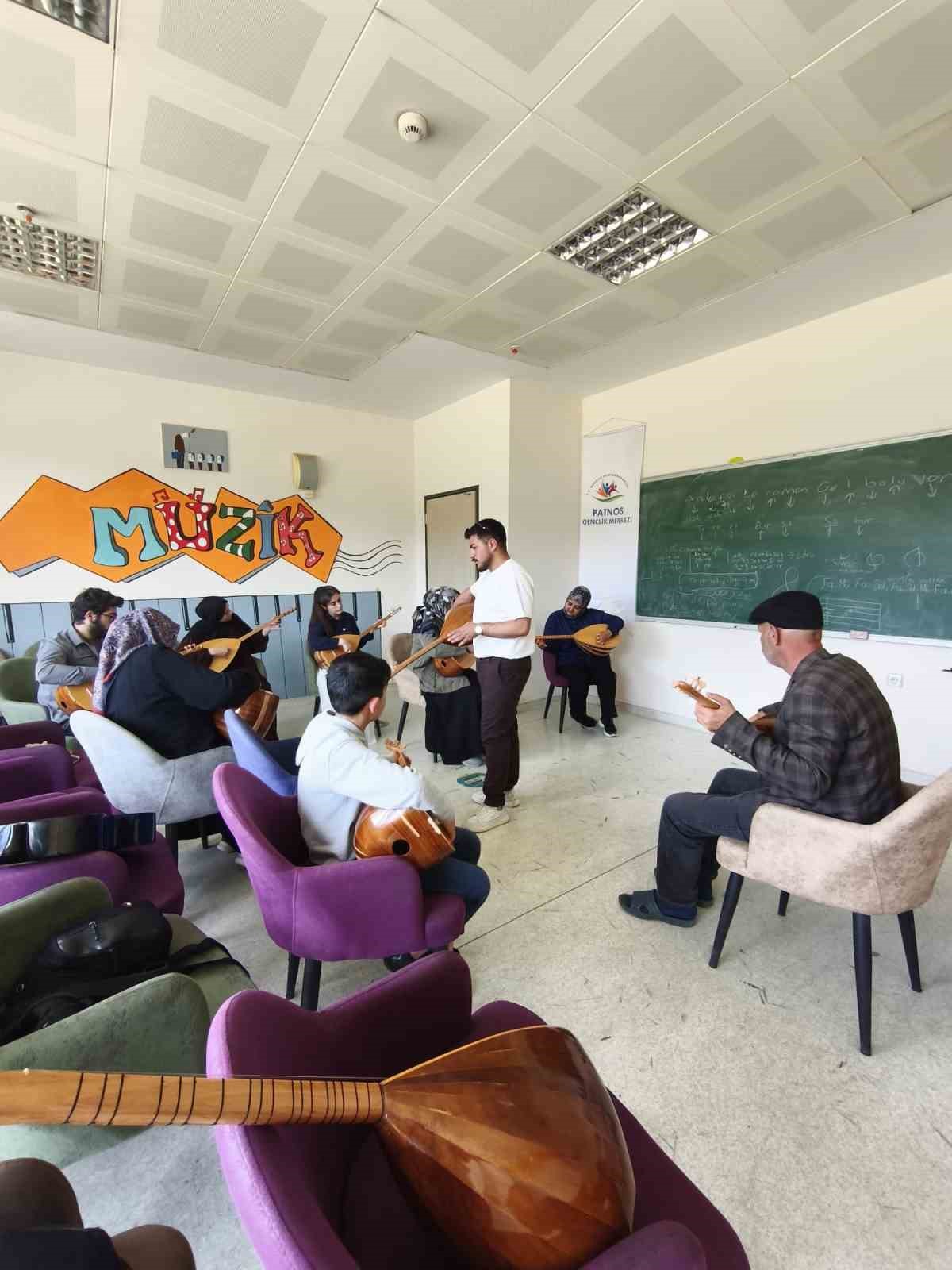 Patnos’ta GSB yaz spor okulları yoğun ilgi görüyor