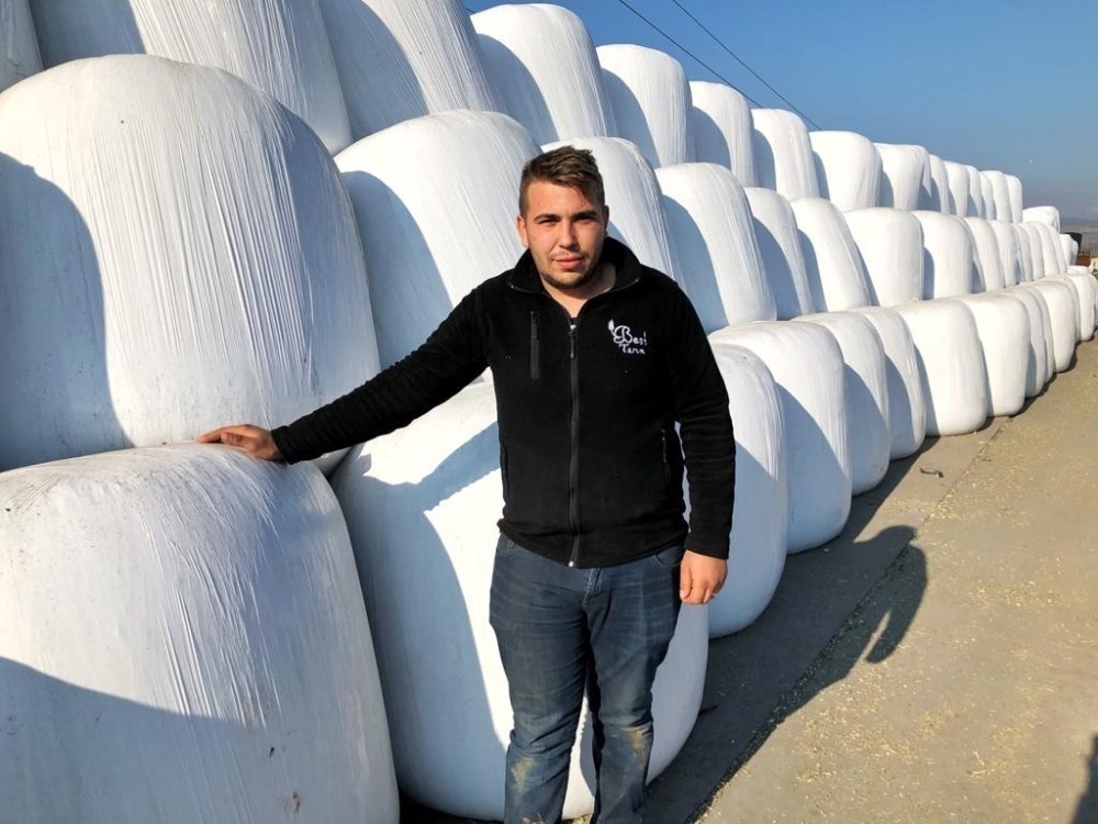 Bu slajlık yem ve saman hem ekonomik hem de verimli
