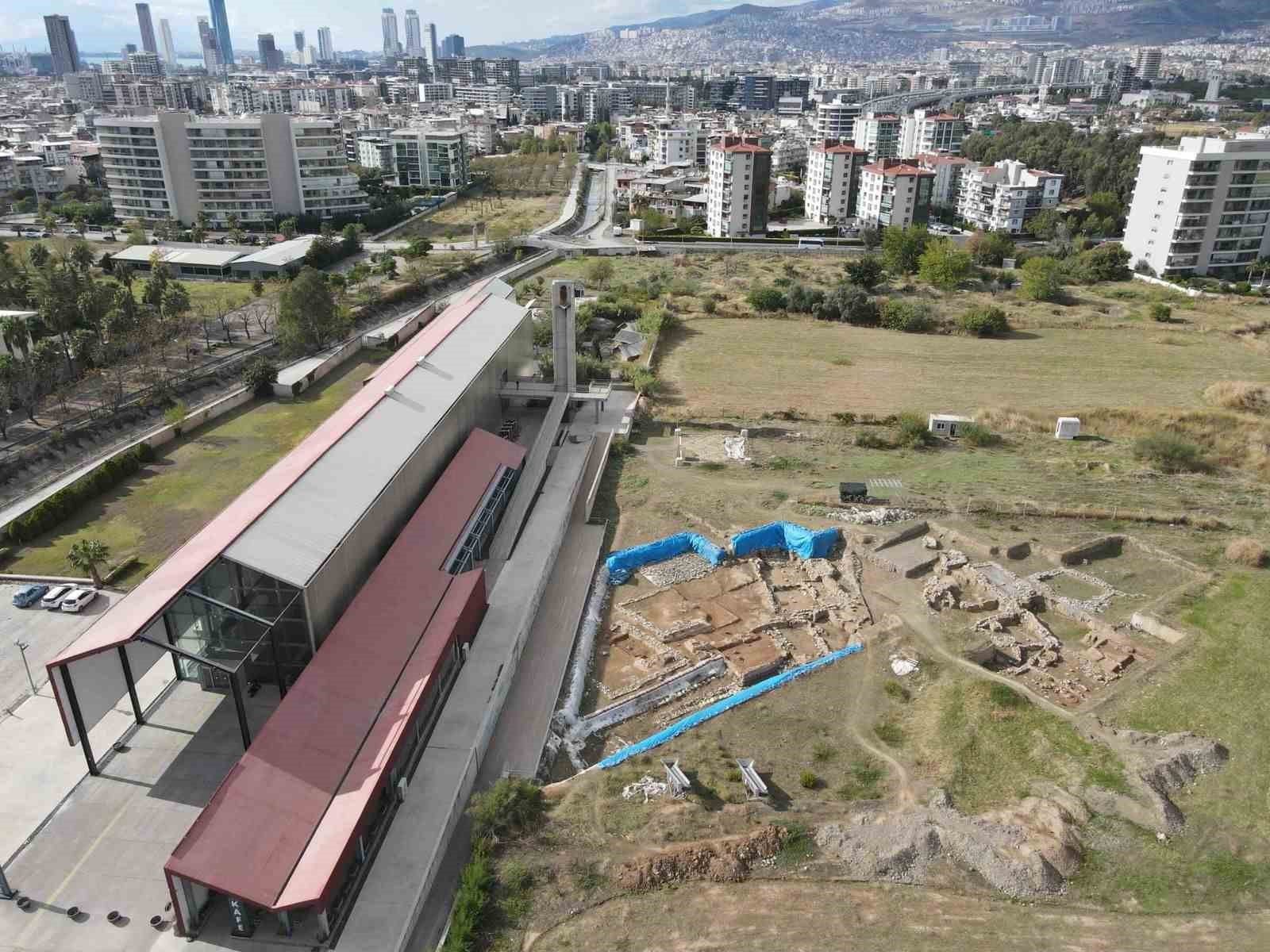 Yeşilova’da tarihteki ilk İzmirlilerin izleri sürülüyor
