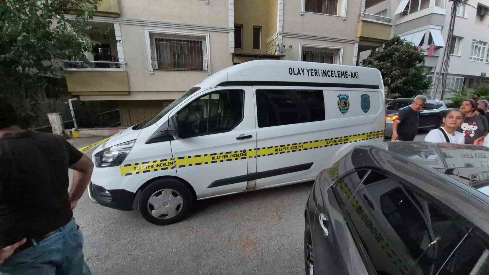 Maltepe&rsquo;de beton mikserinin altında kalan kadın hayatını kaybetti
