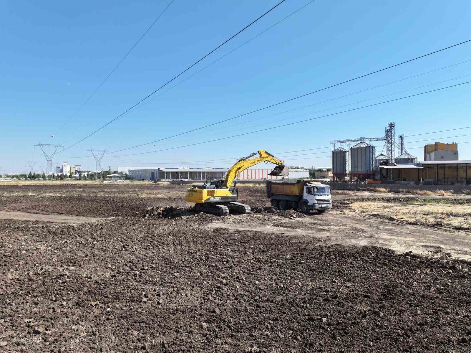 Diyarbakır OSB&rsquo;de 5 MW&rsquo;lık GES projesinde saha &ccedil;alışmaları başladı
