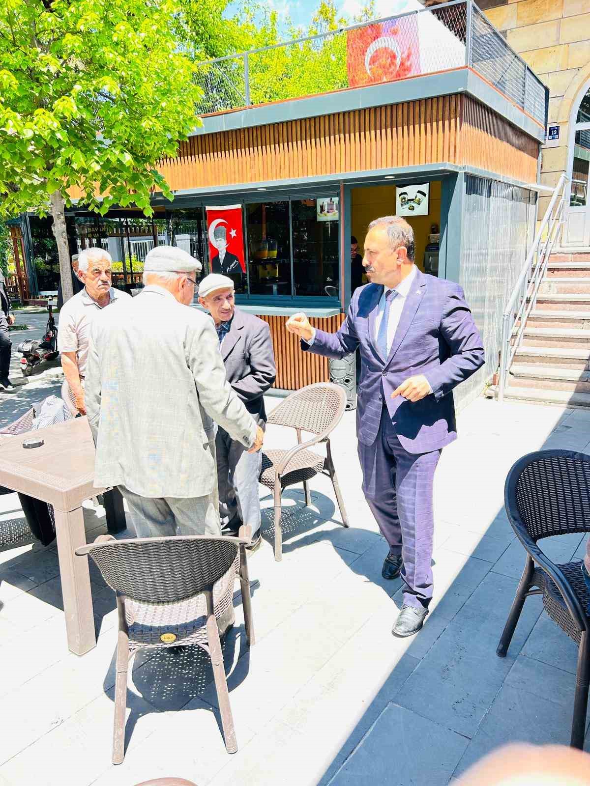 Avşar Aslan Tomarzalılarla bayramlaştı