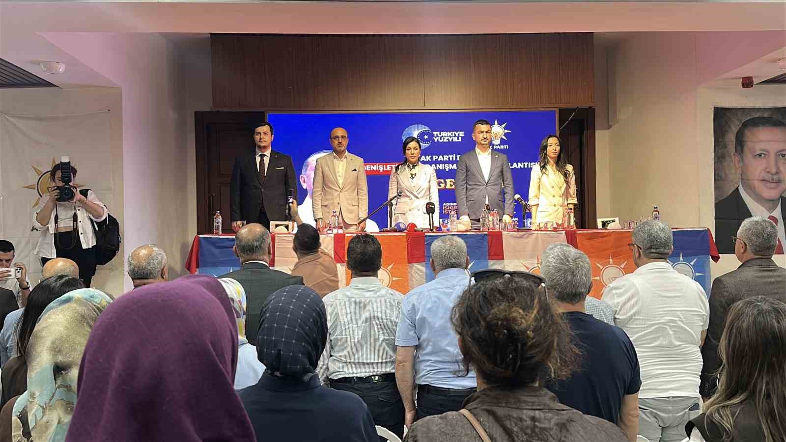 AK Parti Genel Başkan Yardımcısı Ayan: "Yapılanların halkımıza hizmet olarak dönmesine engel olan bir zihniyet var"