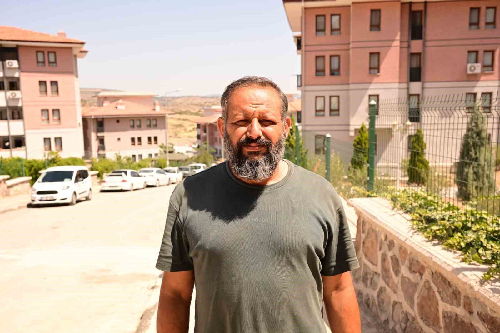 Manisa’nın yeni yerleşim yeri Akgedik’te yollar yenileniyor