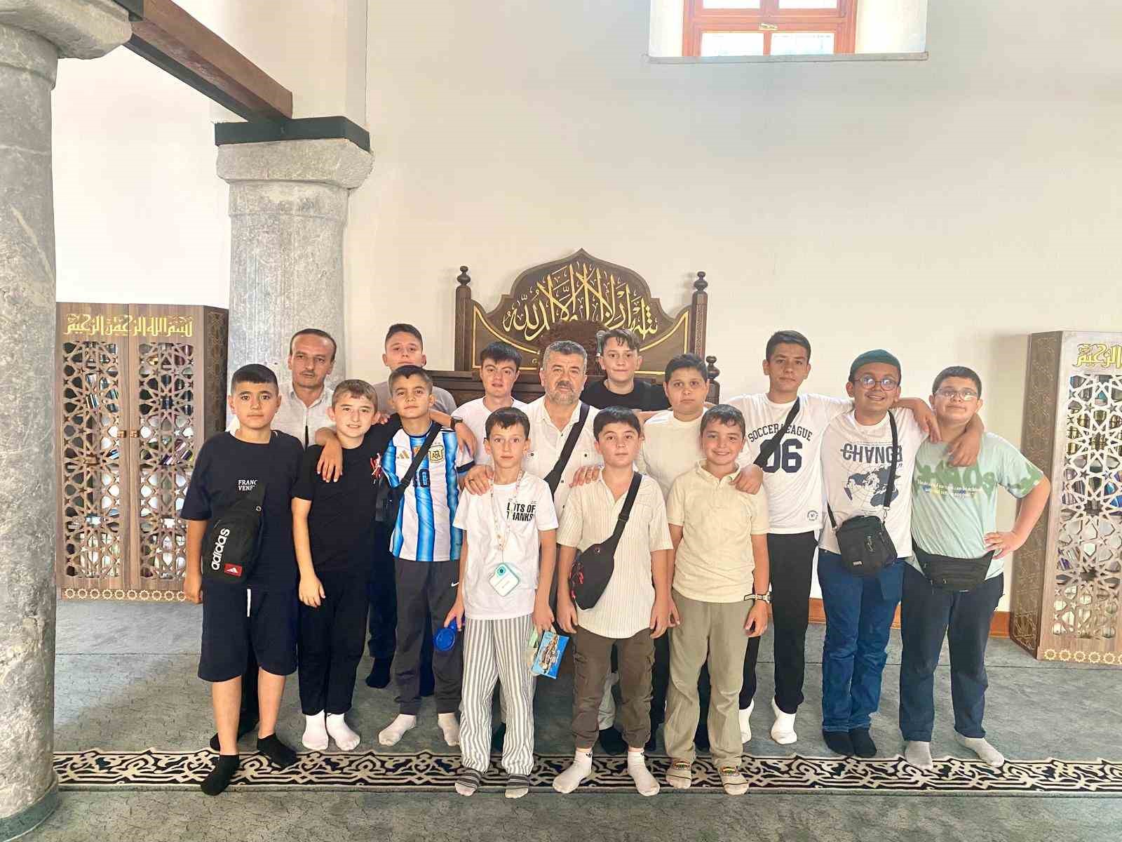 Hisarcık’ta Yaz Kur’an Kursu öğrencileri Konya’yı gezdi