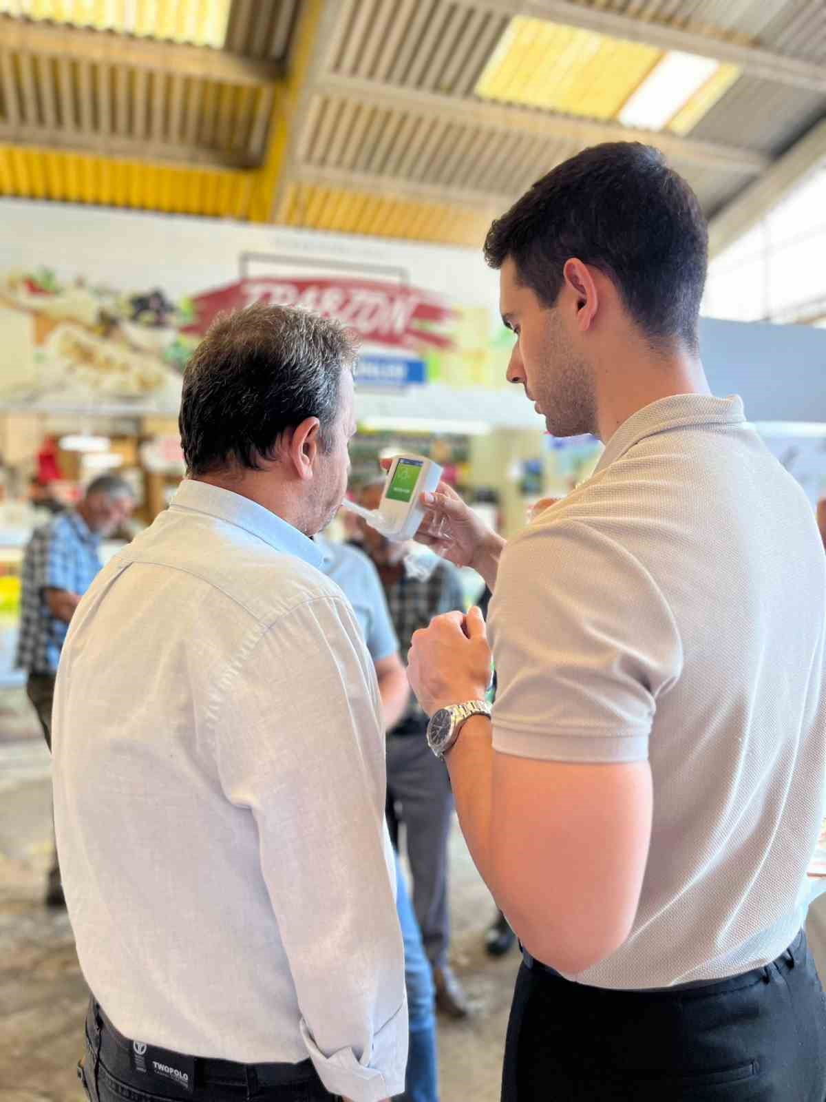 Pazar yerinde sağlık farkındalığı etkinliği
