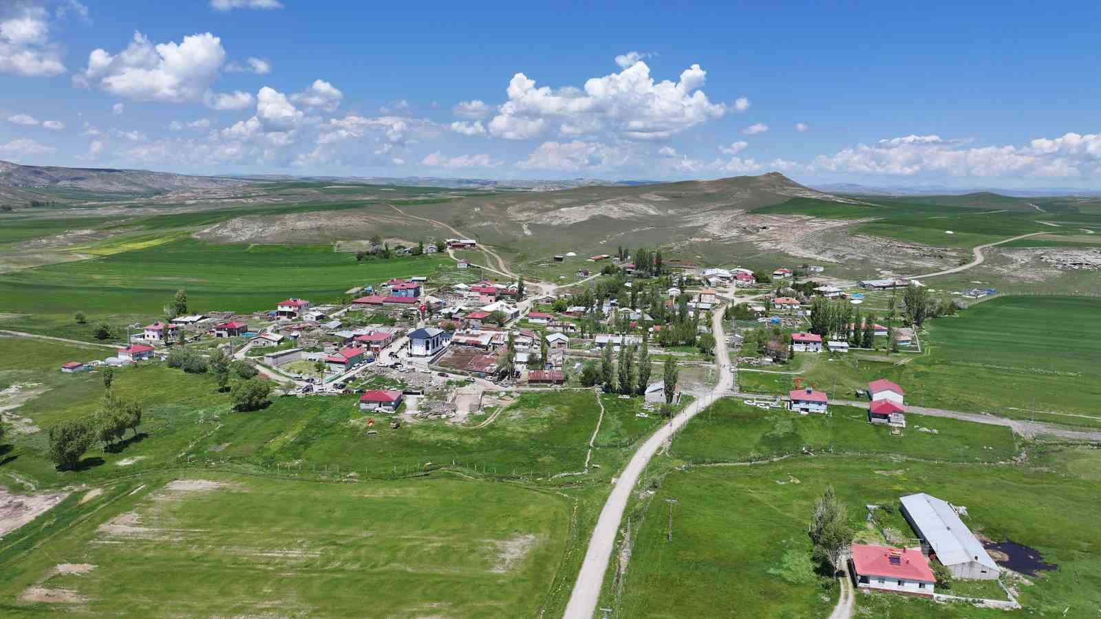 Kazanpınar cami d&uuml;zenlenen t&ouml;renle ibadete a&ccedil;ıldı