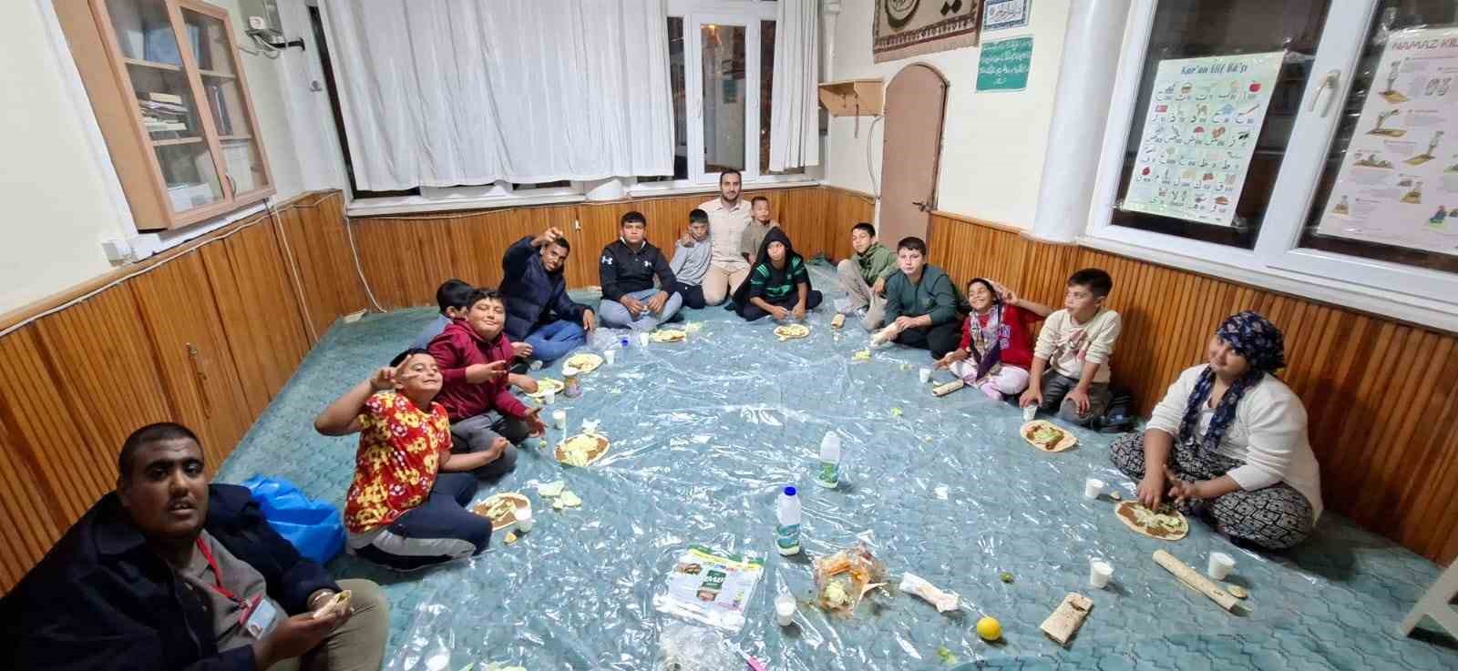 Burhaniye’de Pelitköy Çocuk Kulübü’nde değerler eğitimi verildi