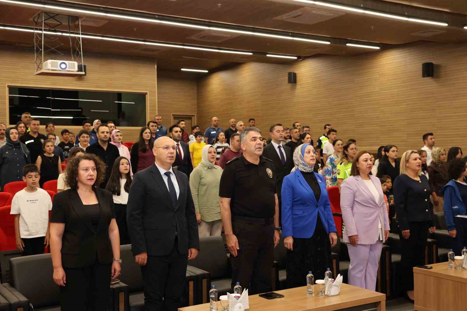 Eğitime destek geleceğe umut buluşması