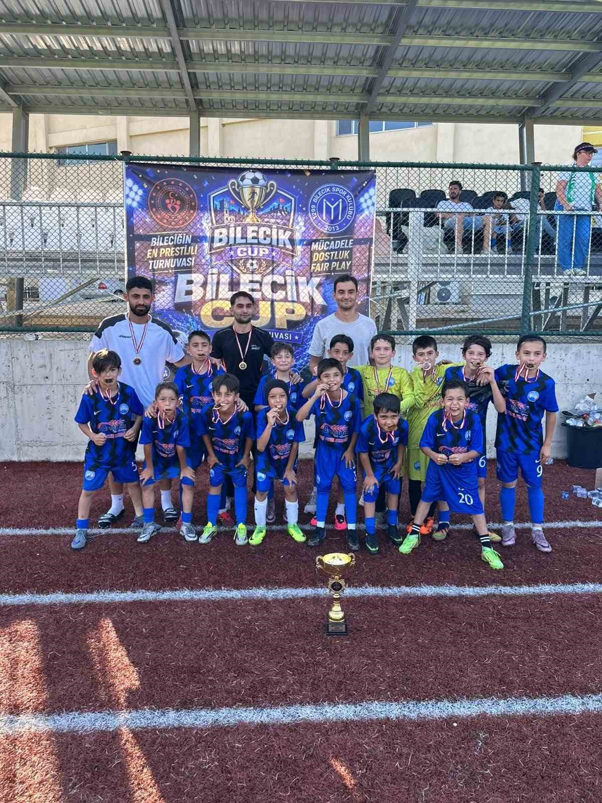 Bilecik CUP U11 Turnuvası nefes kesen müsabakalara sahne oldu