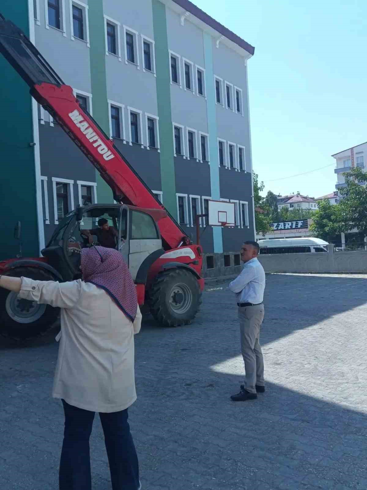 Patnos’ta okullar eğitim öğretim yılına yenilenen yüzüyle hazır