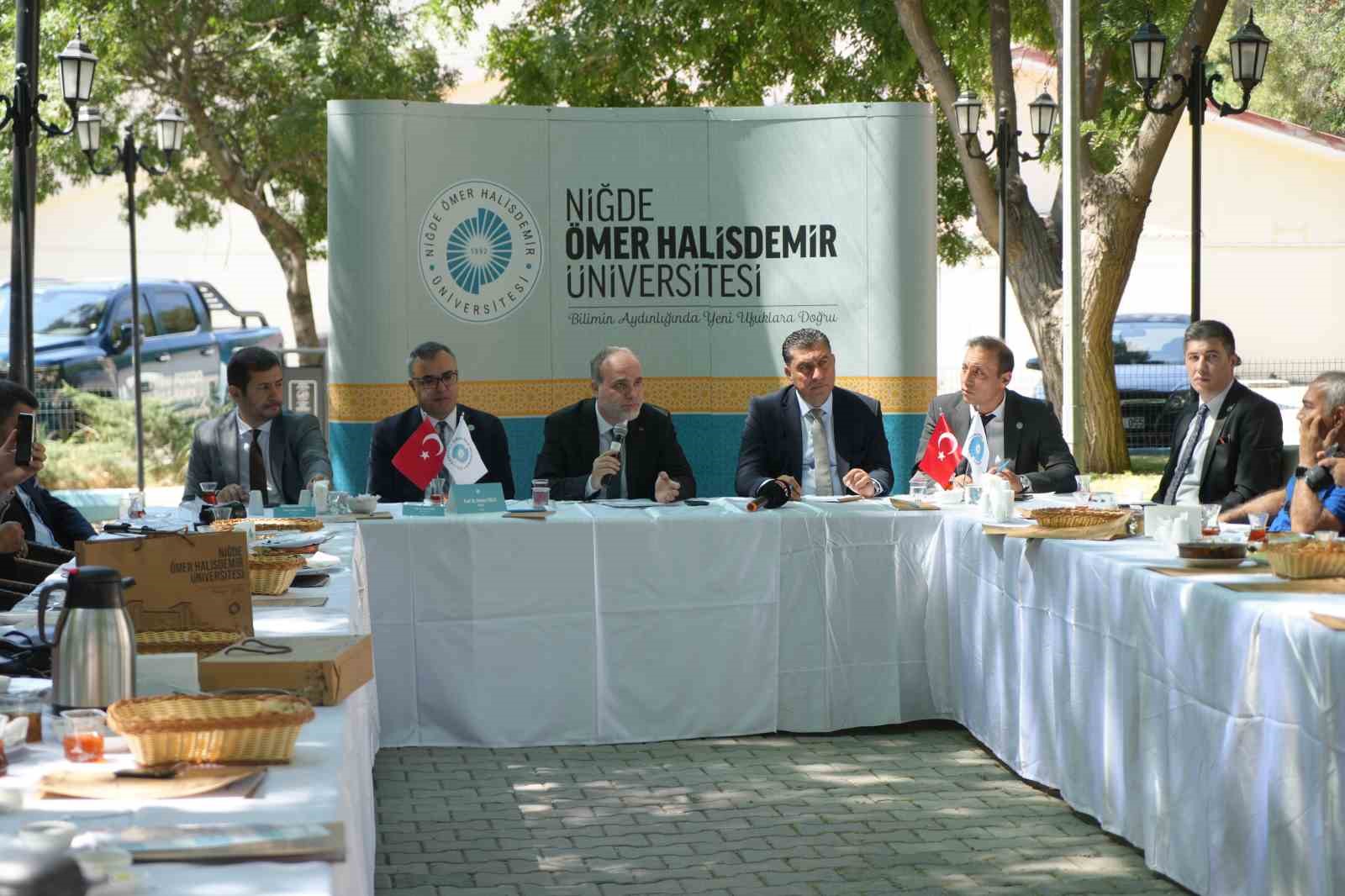 NÖHÜ, geleceğin meslekleri ve güçlü altyapısıyla üniversite adaylarını bekliyor